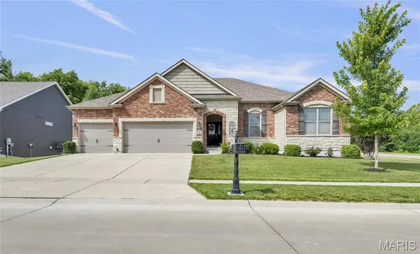 361 Mystic Brook Drive, O'Fallon, MO 63366