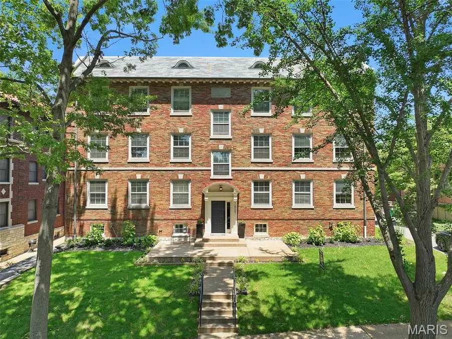 7507 Buckingham Drive #3E, Saint Louis, MO 63105 - #3