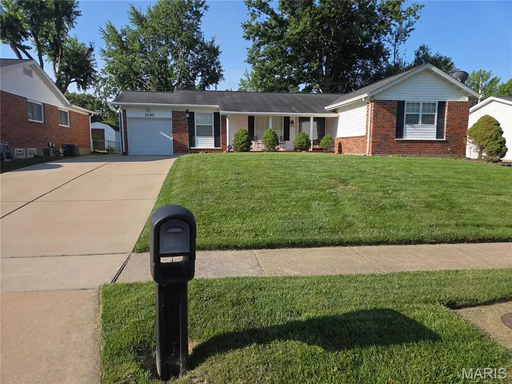 2130 Canterbury Drive, Florissant, MO 63033 - #1