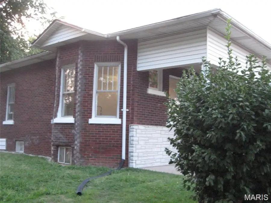 1601 Olive Street, Granite City, IL 62040 - #2