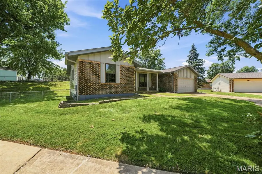 2266 Halyard Court, Mehlville, MO 63129 - #3