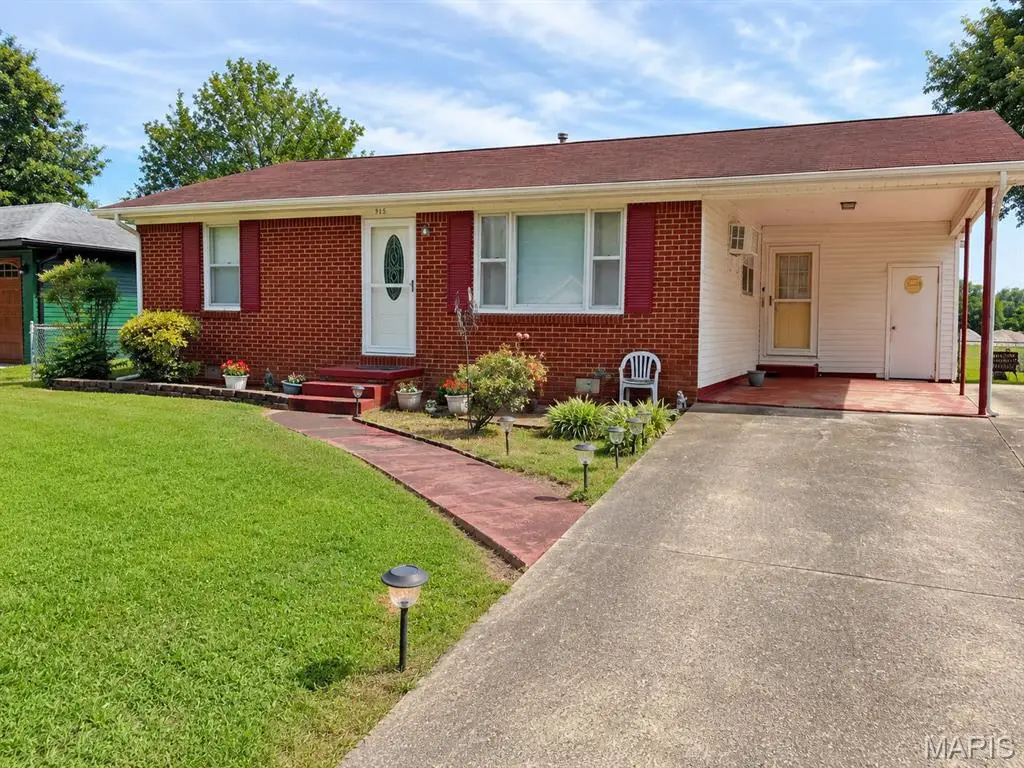 915 W St Francis St Street, Dexter, MO 63841 - #1