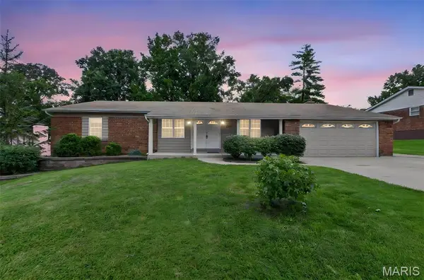 1131 Wagonwheel Trail, Ellisville, MO 63011