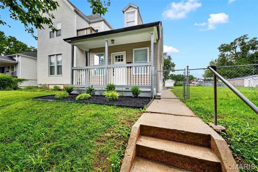 7342 Vermont Avenue, Saint Louis, MO 63111 - #2