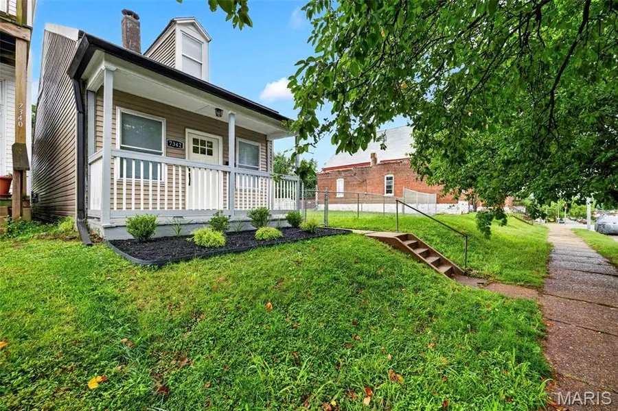 7342 Vermont Avenue, Saint Louis, MO 63111 - #3
