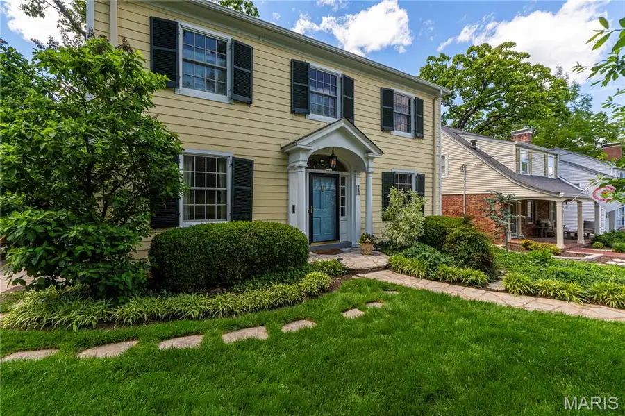 217 Elm Avenue, Saint Louis, MO 63122 - #3