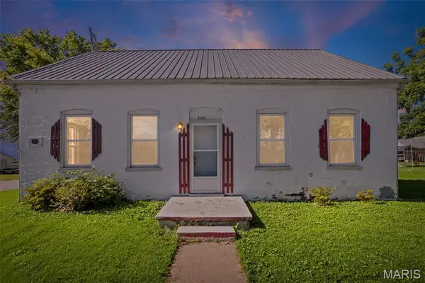 700 Walnut Street, Germantown, IL 62245
