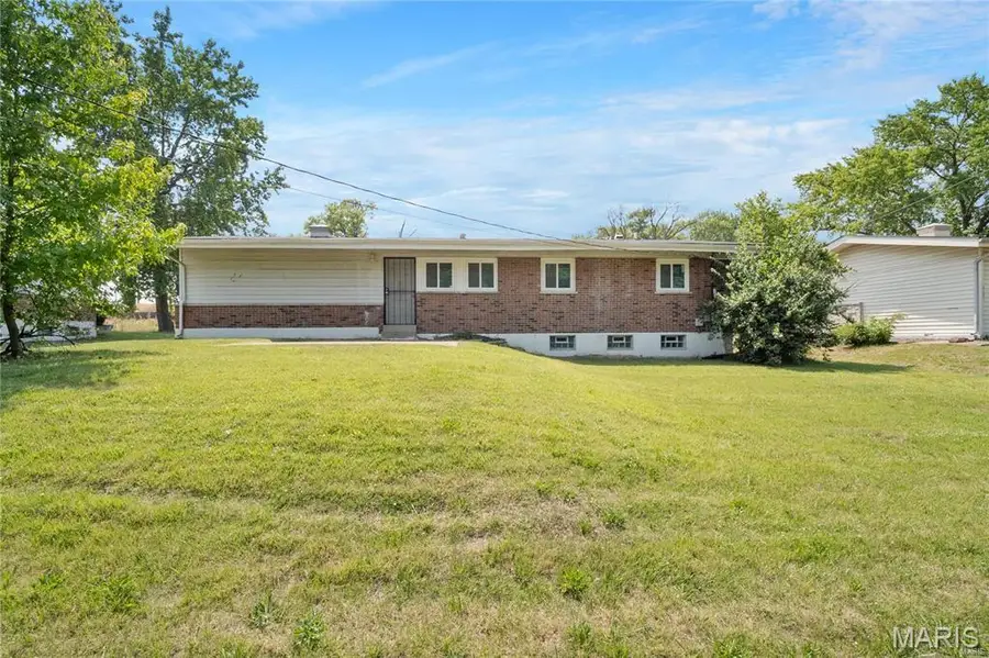 11010 Ebert Drive, Saint Louis, MO 63136 - #3