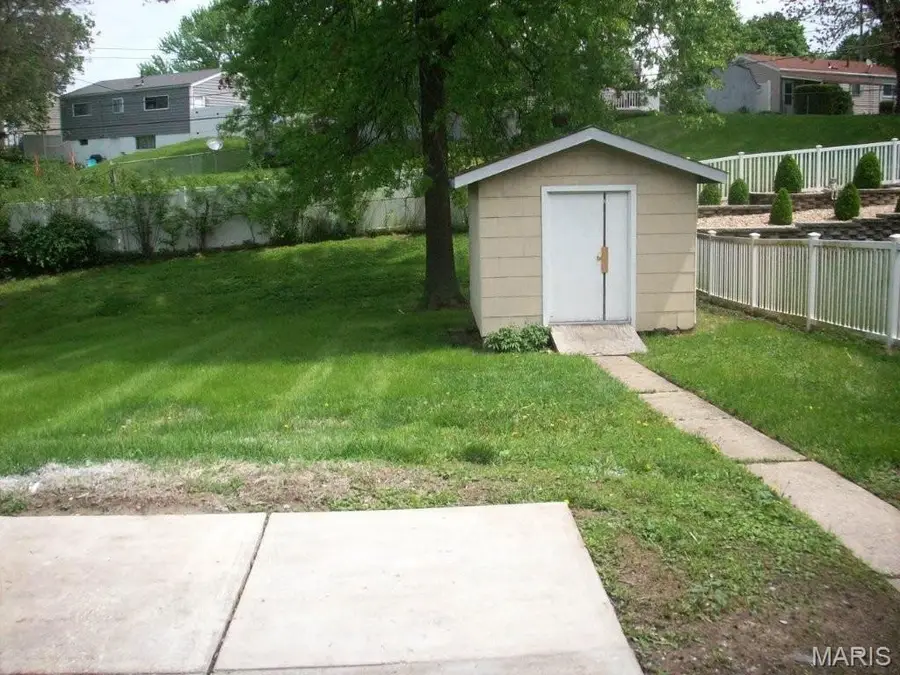 1617 Cork Court, Hazelwood, MO 63042 - #2