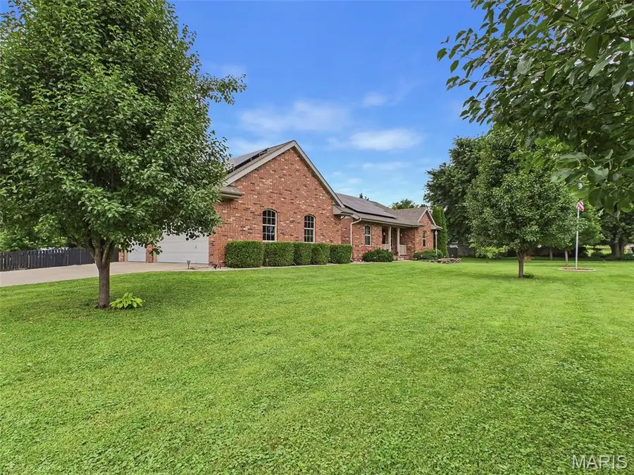 1168 N 6th Street, Wood River, IL 62095 - #2