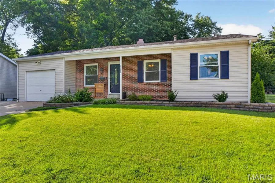 1285 Flora Lane, Florissant, MO 63031 - #2