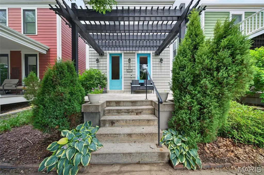 3174 Canal Street, Saint Charles, MO 63301 - #1