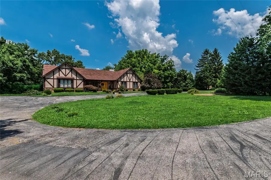 1191 Indian Bluff Lane, Saint Louis, MO 63138 - #2