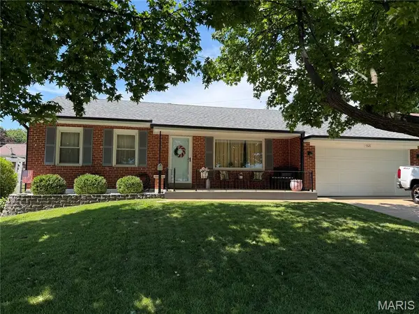 7321 Coronado Avenue, St Louis, MO 63116