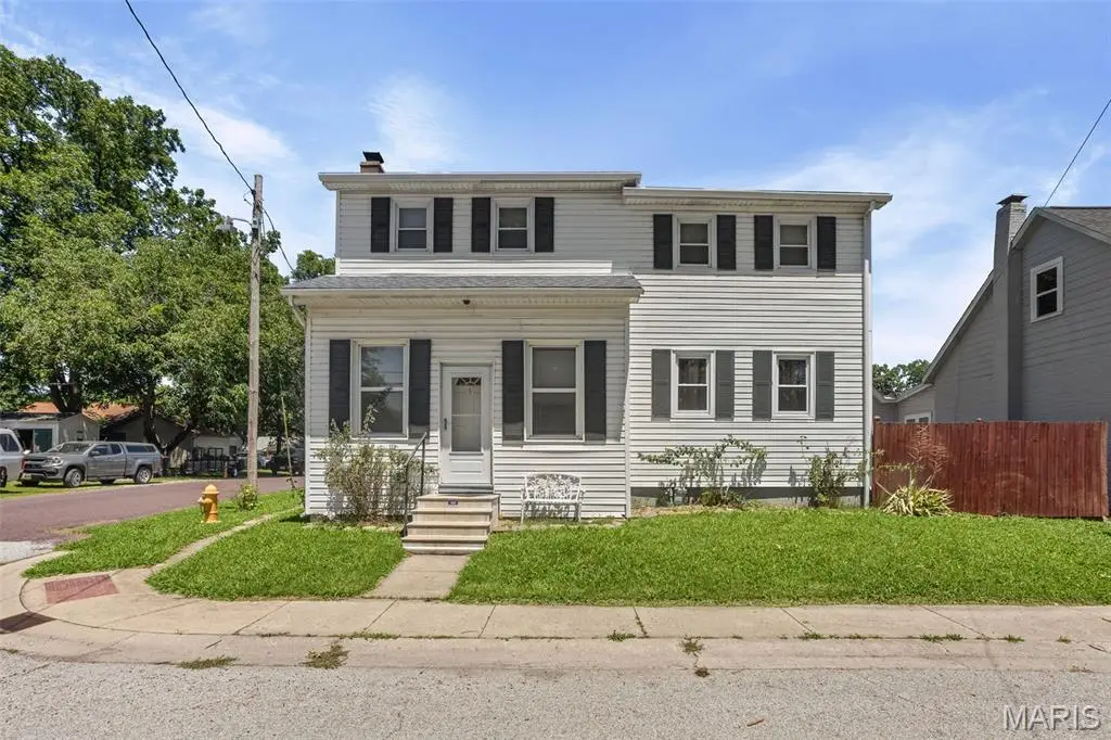323 W Church Street, Mascoutah, IL 62258 - #1