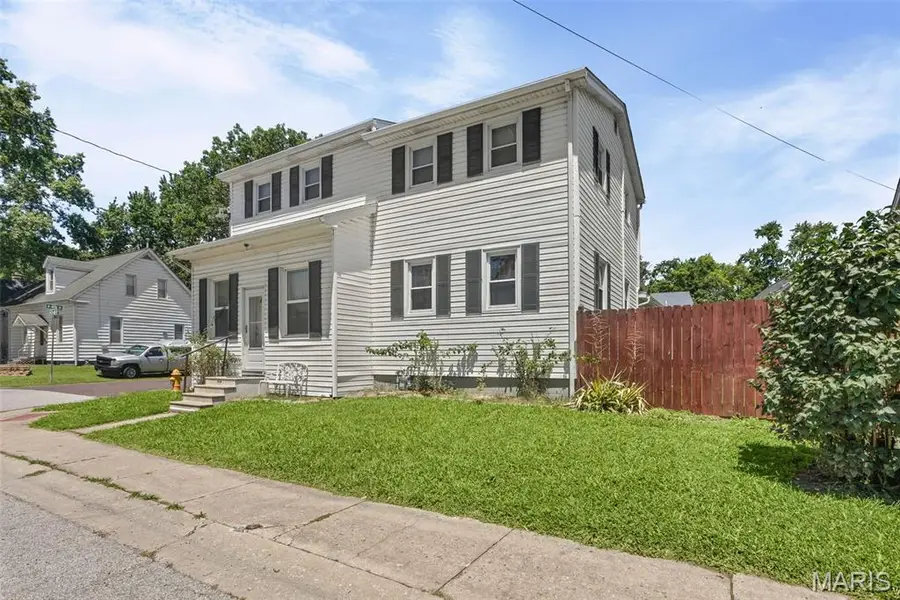 323 W Church Street, Mascoutah, IL 62258 - #3