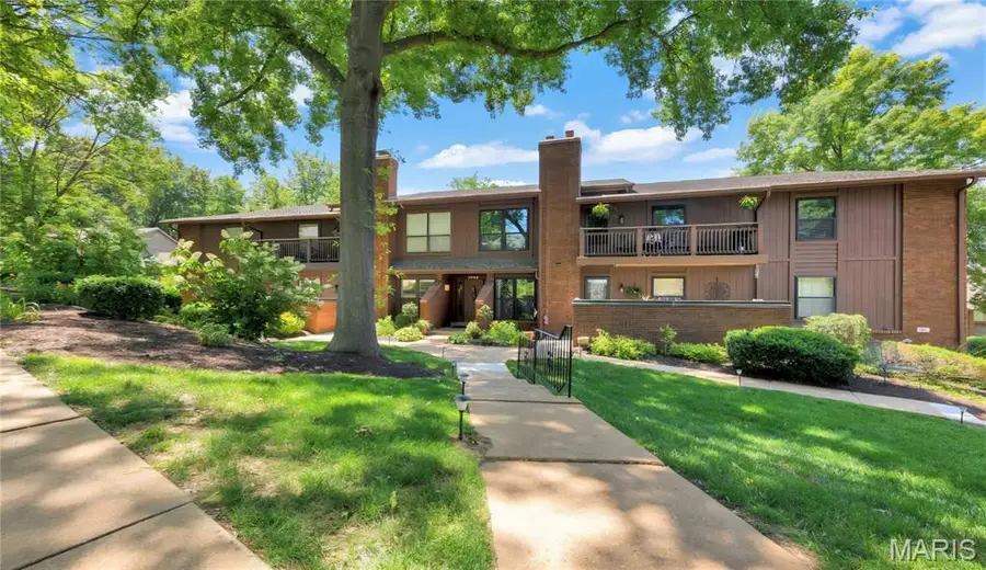 1902 Meadowtree Lane #2, Kirkwood, MO 63122 - #2
