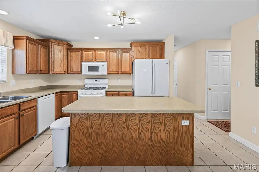 107 Hillside Drive, New Baden, IL 62265 - #3