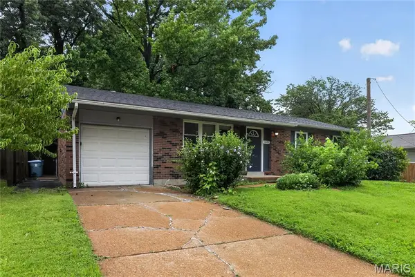 1441 Oliveto Lane, Hazelwood, MO 63042