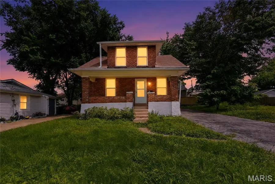 413 Saratoga Street, Kirkwood, MO 63122 - #2