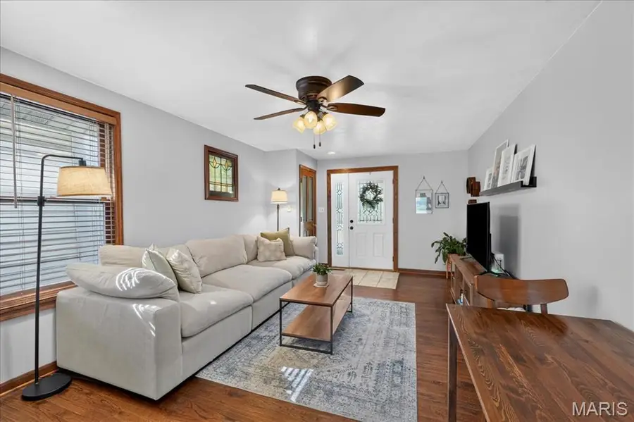 6441 Mccune Avenue, Saint Louis, MO 63139 - #3