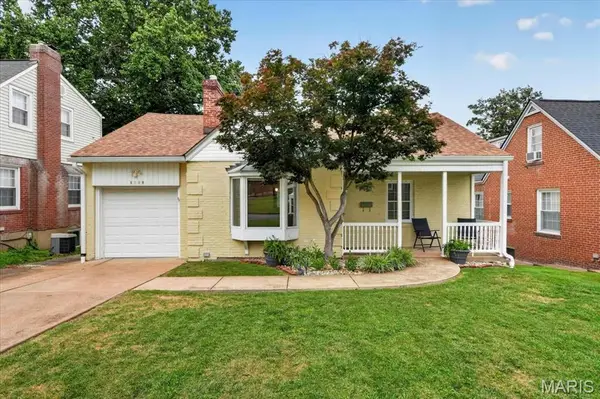 1349 Andrew Drive, Glendale, MO 63122
