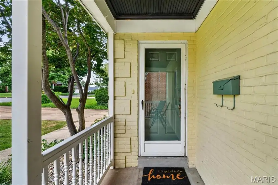 1349 Andrew Drive, Glendale, MO 63122 - #2