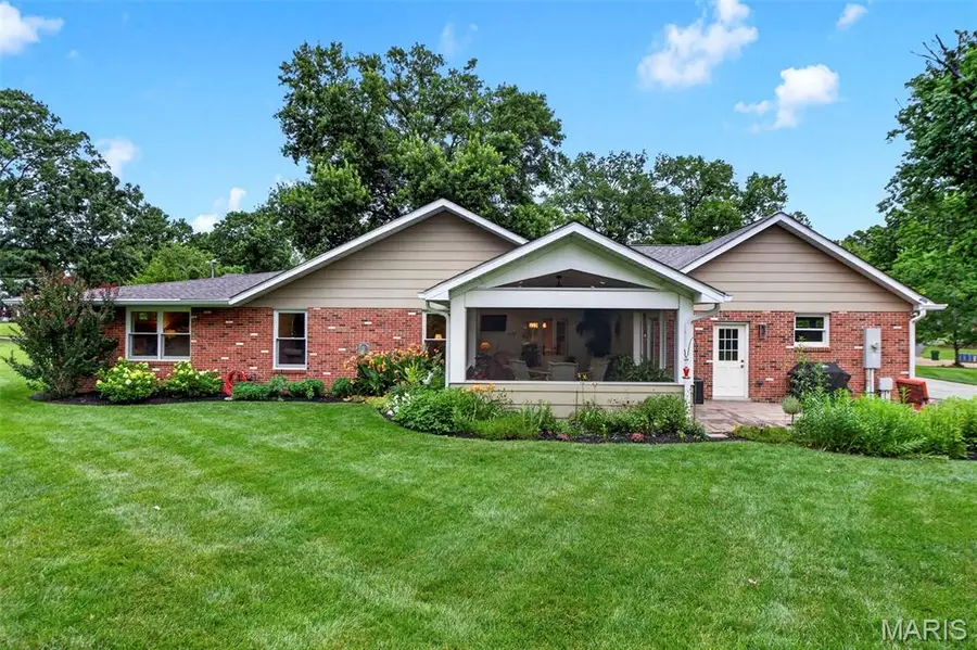 12312 Borcherding Lane, Des Peres, MO 63131 - #2