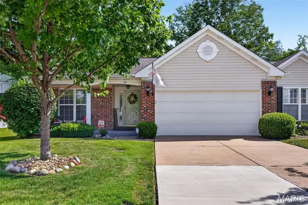 30 Hunting Manor Drive, St Charles, MO 63303