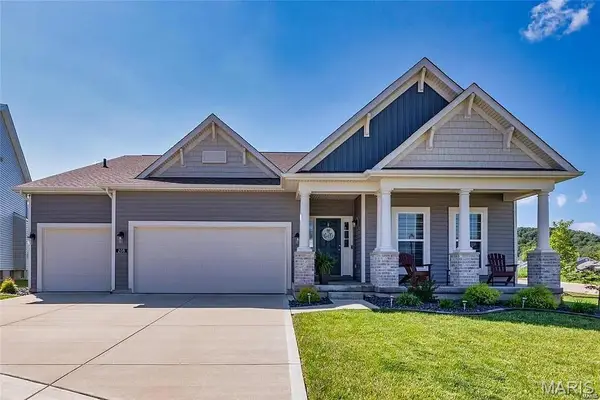 208 Willow Ridge Court, Eureka, MO 63025