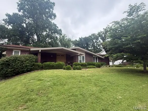 3 Country Club Court, Black Jack, MO 63033