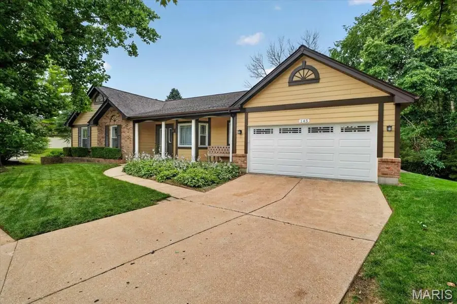 145 Rhinegarten Drive, Florissant, MO 63031 - #2