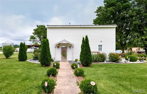 394 Jacks Road, Troy, MO 63379