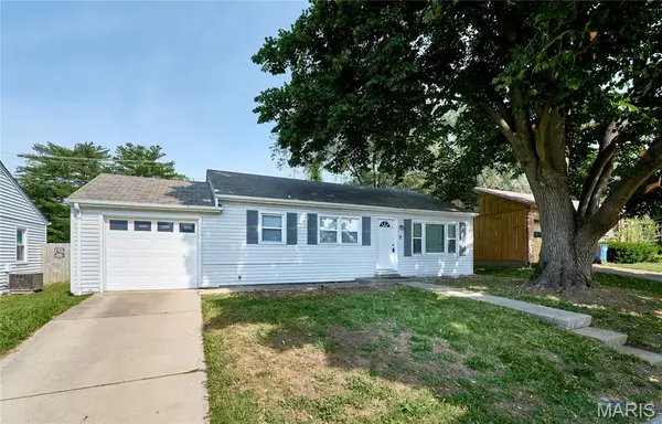 5 Ridgeview Court, St Charles, MO 63301