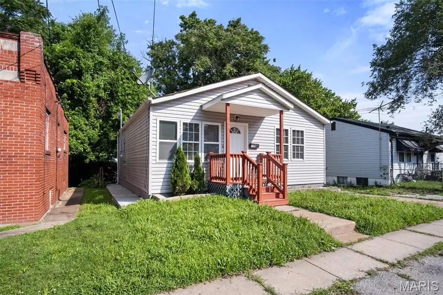 735 Dammert Avenue, Saint Louis, MO 63125 - #2