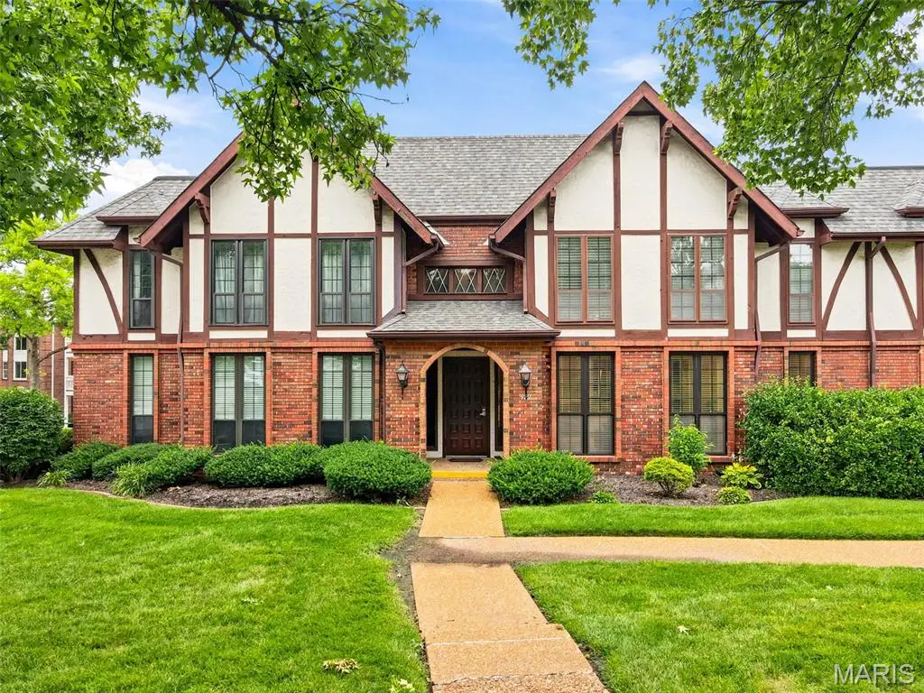 929 Claytonbrook Drive #2, Ballwin, MO 63011 - #1