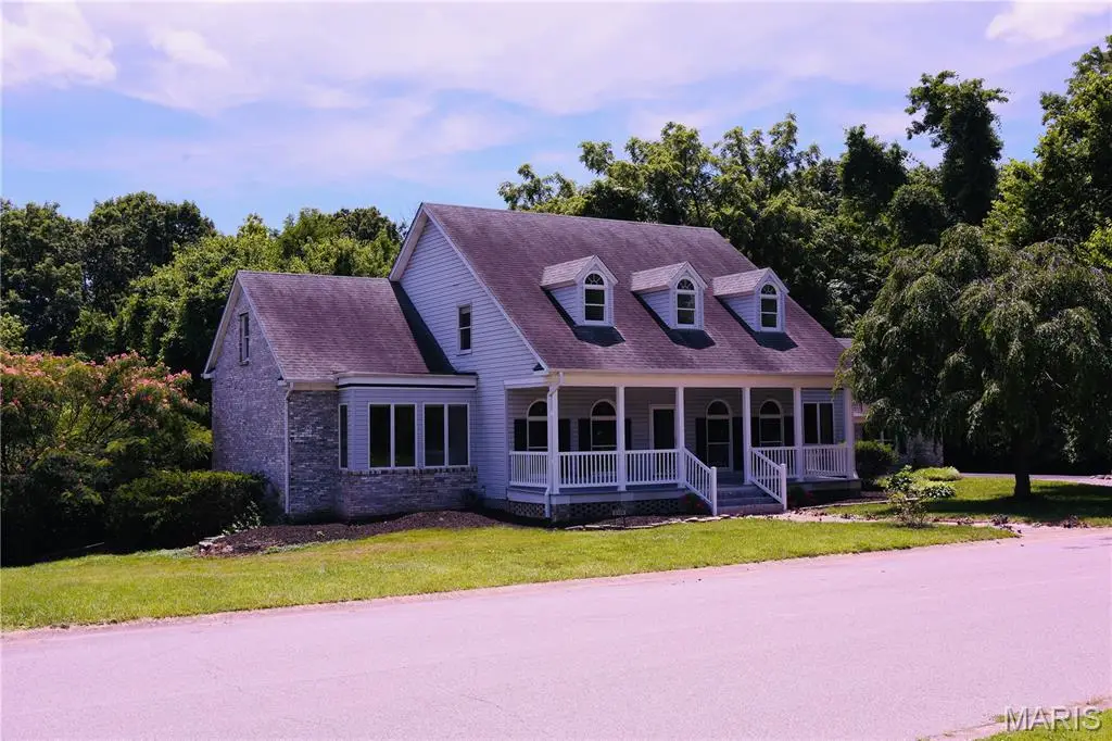 5125 Valleyview Drive, Alton, IL 62002 - #1