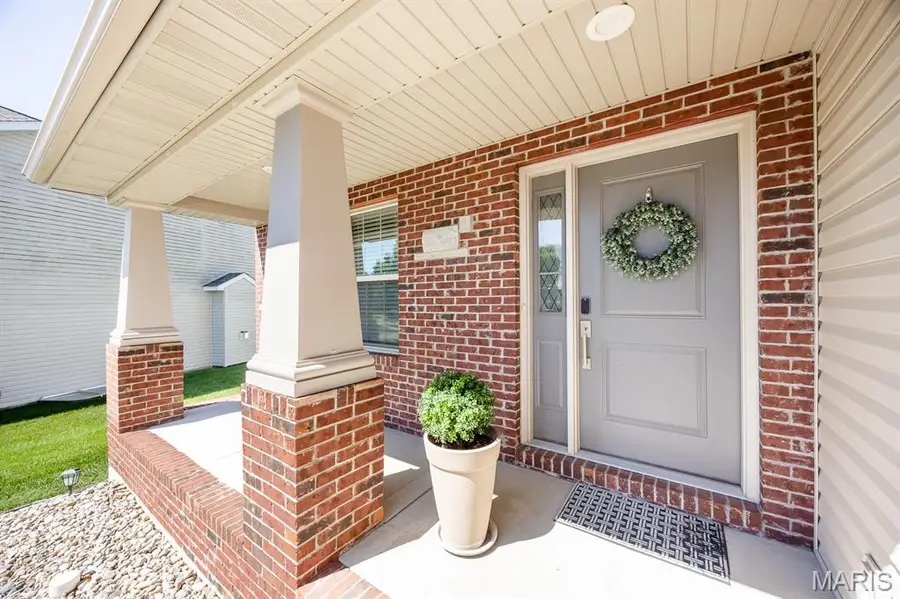 832 Bridgeway Drive, Caseyville, IL 62269 - #3