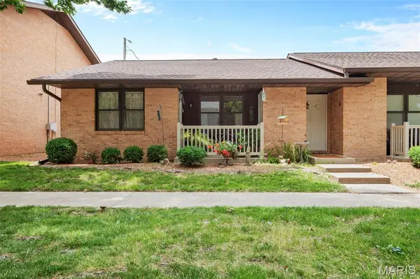 1314 Pine Street #1, Highland, IL 62249