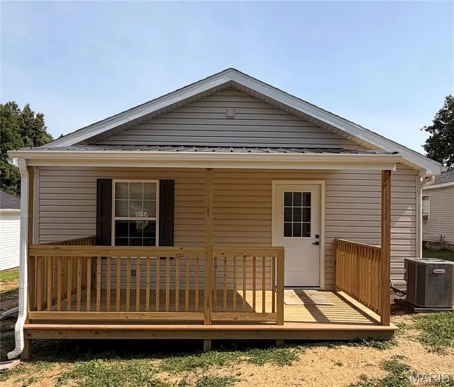 603 Court Street, Bloomfield, MO 63825 - #3