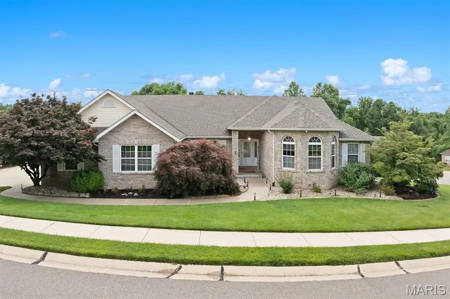 123 Kingsbrooke Boulevard, Glen Carbon, IL 62034 - #2