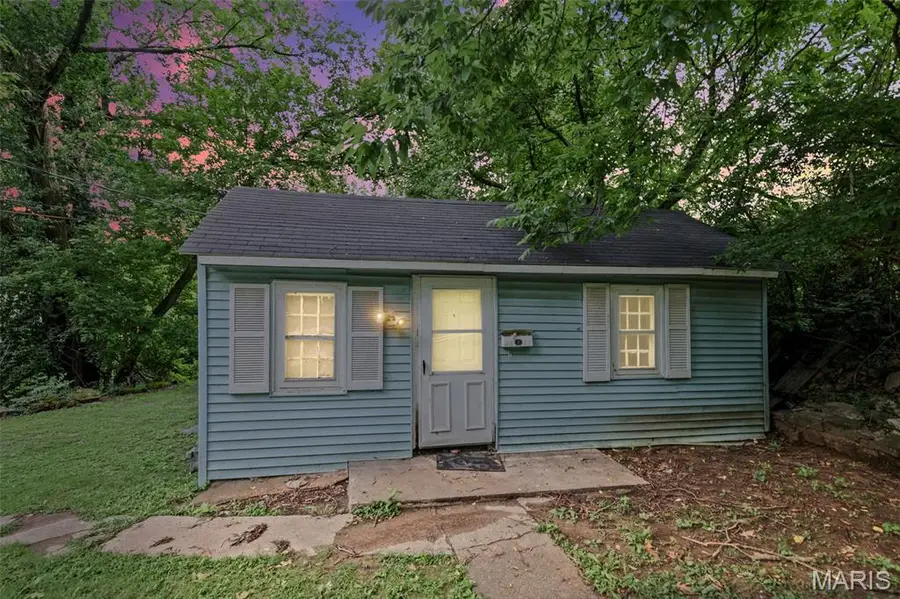 3112 Trumbull Avenue, Alton, IL 62002 - #2