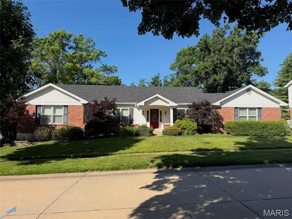 14238 Kinderhook Drive, Chesterfield, MO 63017