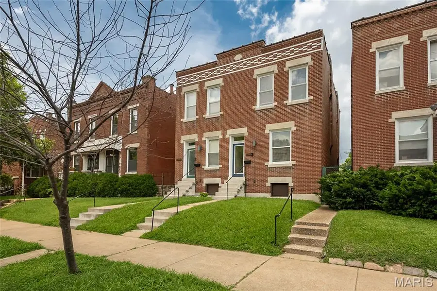 4015 Shenandoah Avenue, Saint Louis, MO 63110 - #3