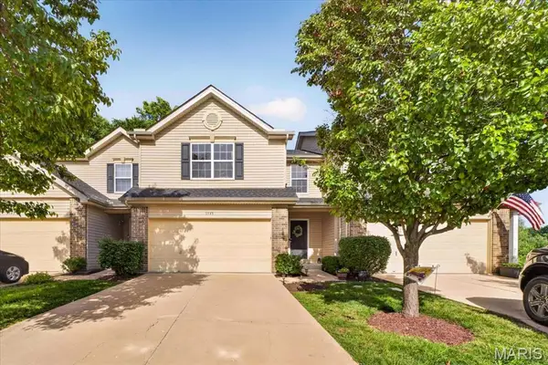 5545 Wavecrest Circle, St Charles, MO 63304