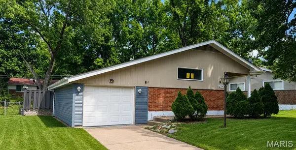 9922 Lanier Drive, Moline Acres, MO 63136