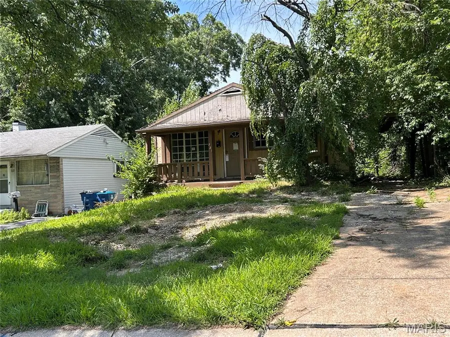221 Roderick Drive, Saint Louis, MO 63137 - #2