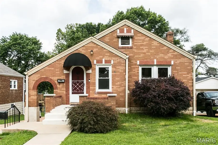 2367 Goodale Avenue, Overland, MO 63114 - #2