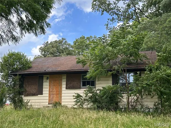 455 Midlothian Road, St Louis, MO 63137