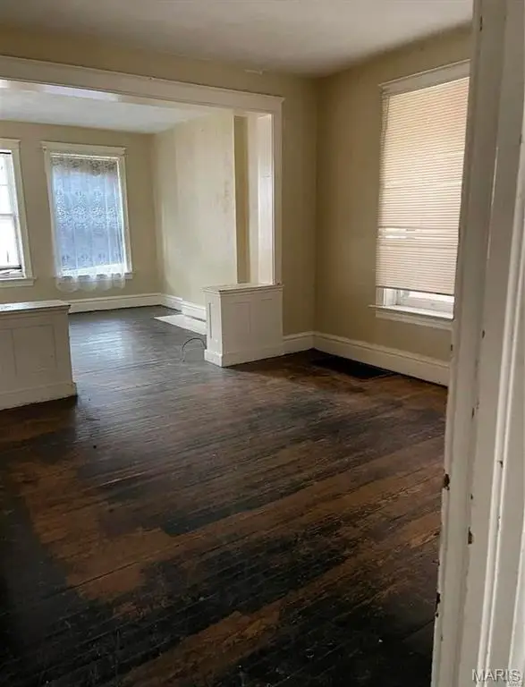 4412 Clarence Avenue, Saint Louis, MO 63115 - #2